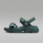 JORDAN BRAND WMNS JORDAN DEJA SANDAL BLACK/METALLIC GOLD |atmos（アトモス）  公式オンラインストア